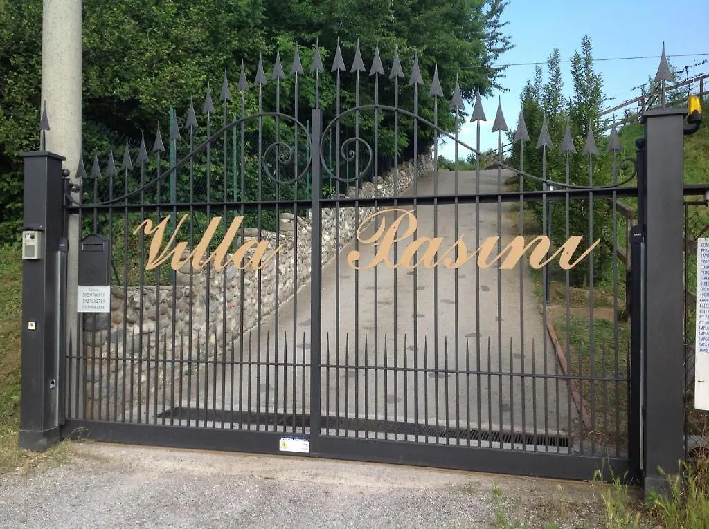 Villa Pasini プロヴァーリオ・ディゼーオ イタリア